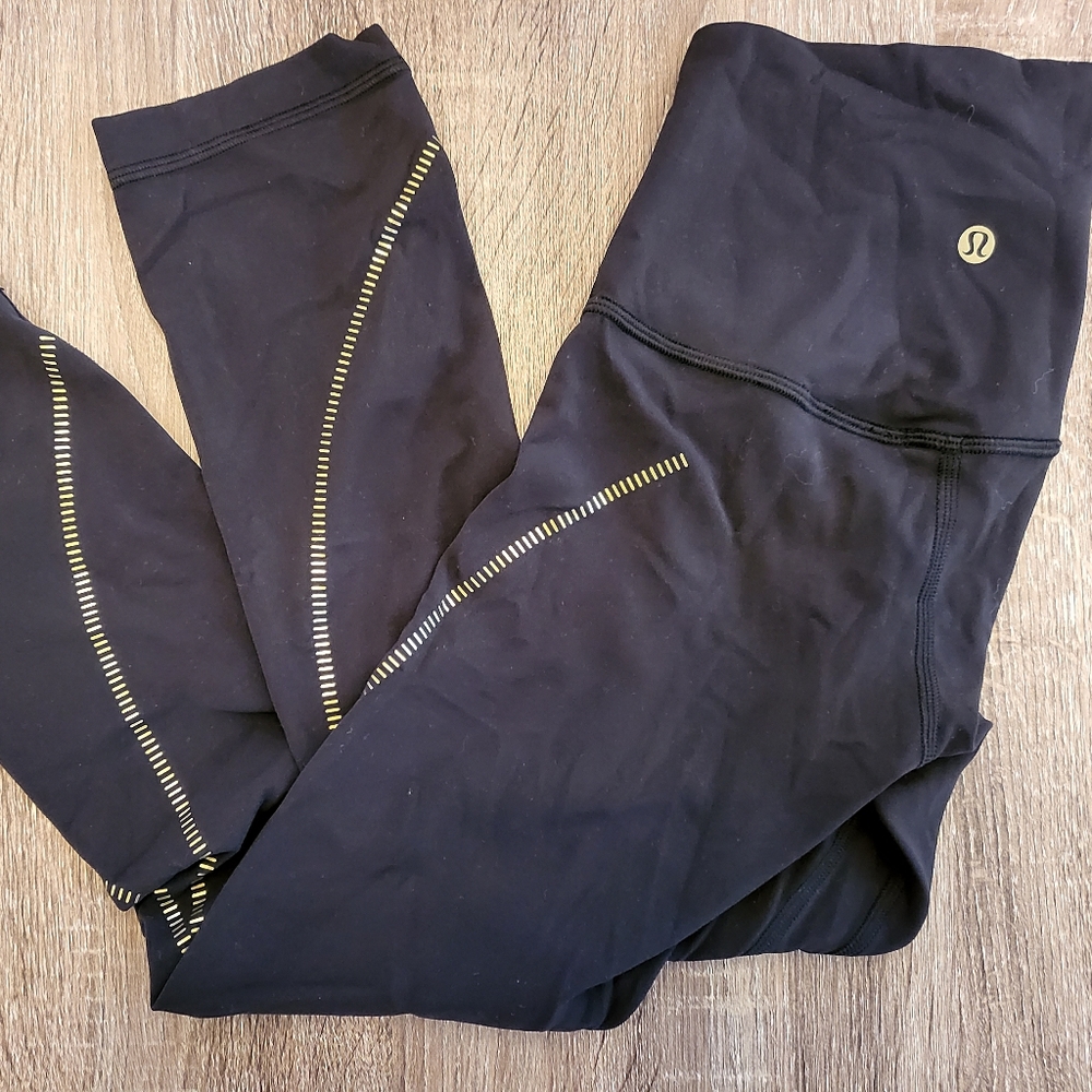 Lululemon leggings size 4